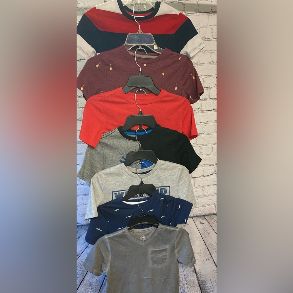Stylish Kids' Short Sleeve T-Shirt Set - Red, Gray, and Navy sz 8